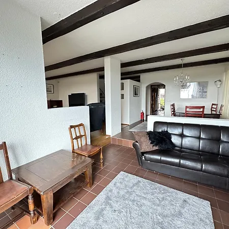 House In - Birta *