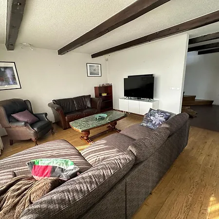 House In - Birta *